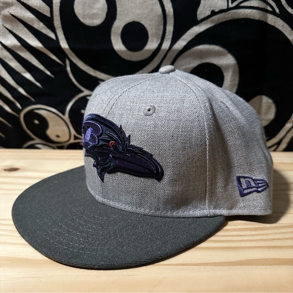 Baltimore Ravens New Era 7 1/2 Grey Purple Fitted Hat - Picture 2 of 5